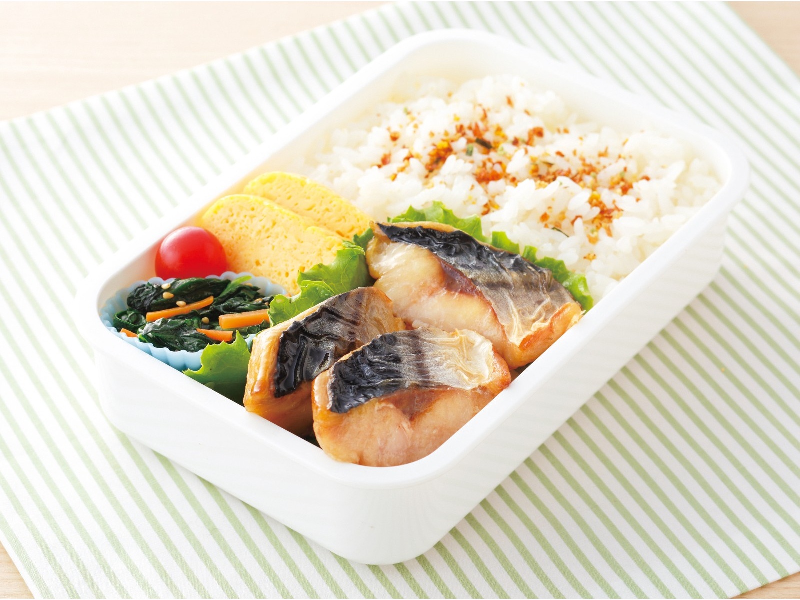 ニッスイ 骨取りさばの塩焼き 6切入（120g）| コープこうべネット