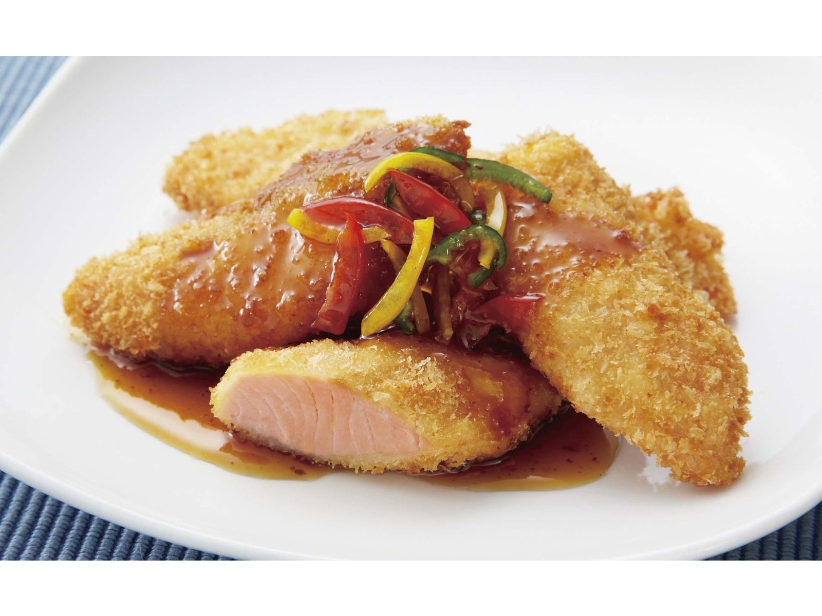 マルタ水産 秋鮭便利切身（皮とり） 7切入（140g）| コープ