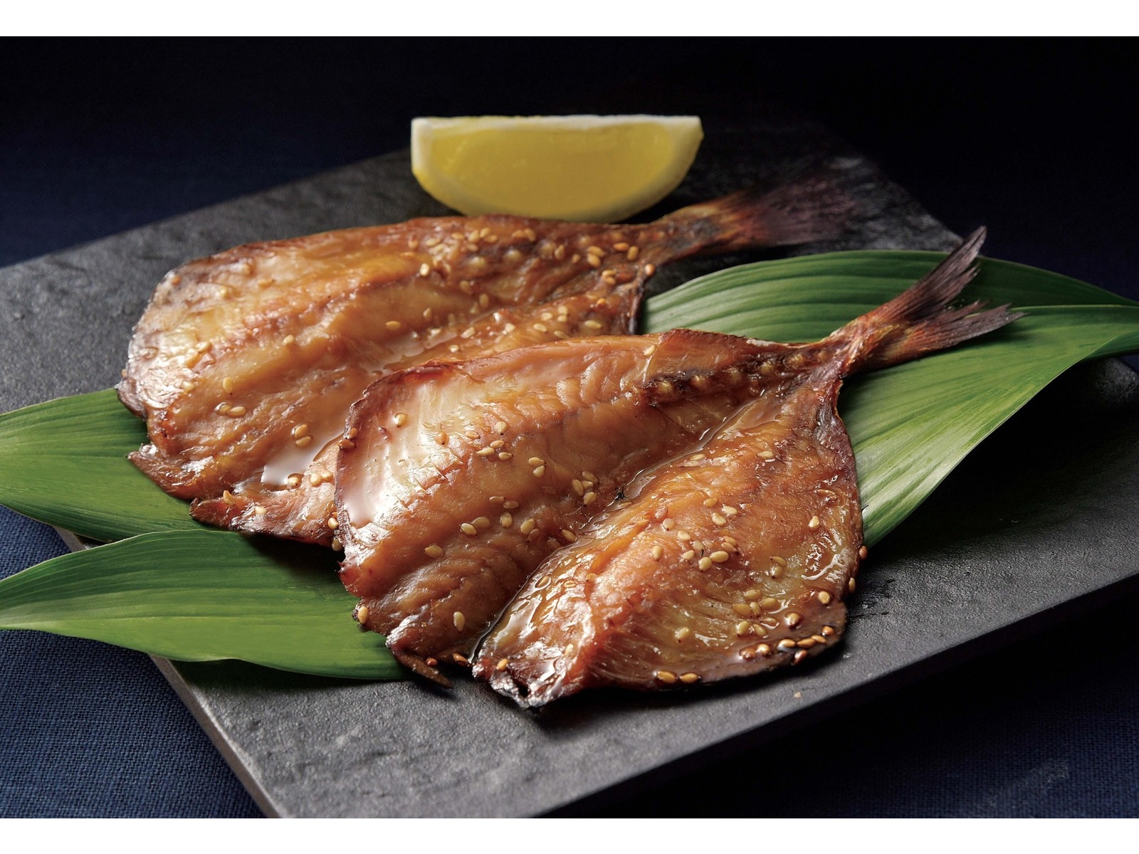 龍*烏様 日本の名品郷土料理 5巻セット Amazon.co.jp: 京都 しょうざん 和洋中 おせち料理 2026 華宴