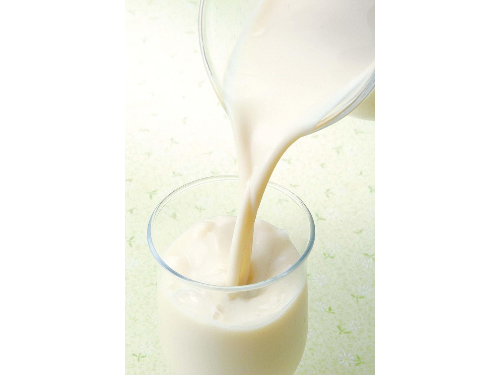 CocoRo♡farm 大玉高級!ワッサーのような桃（美郷）4kg CO・OP 国産大豆の無調整豆乳（フクユタカ） 1箱(1,000ml×6本入
