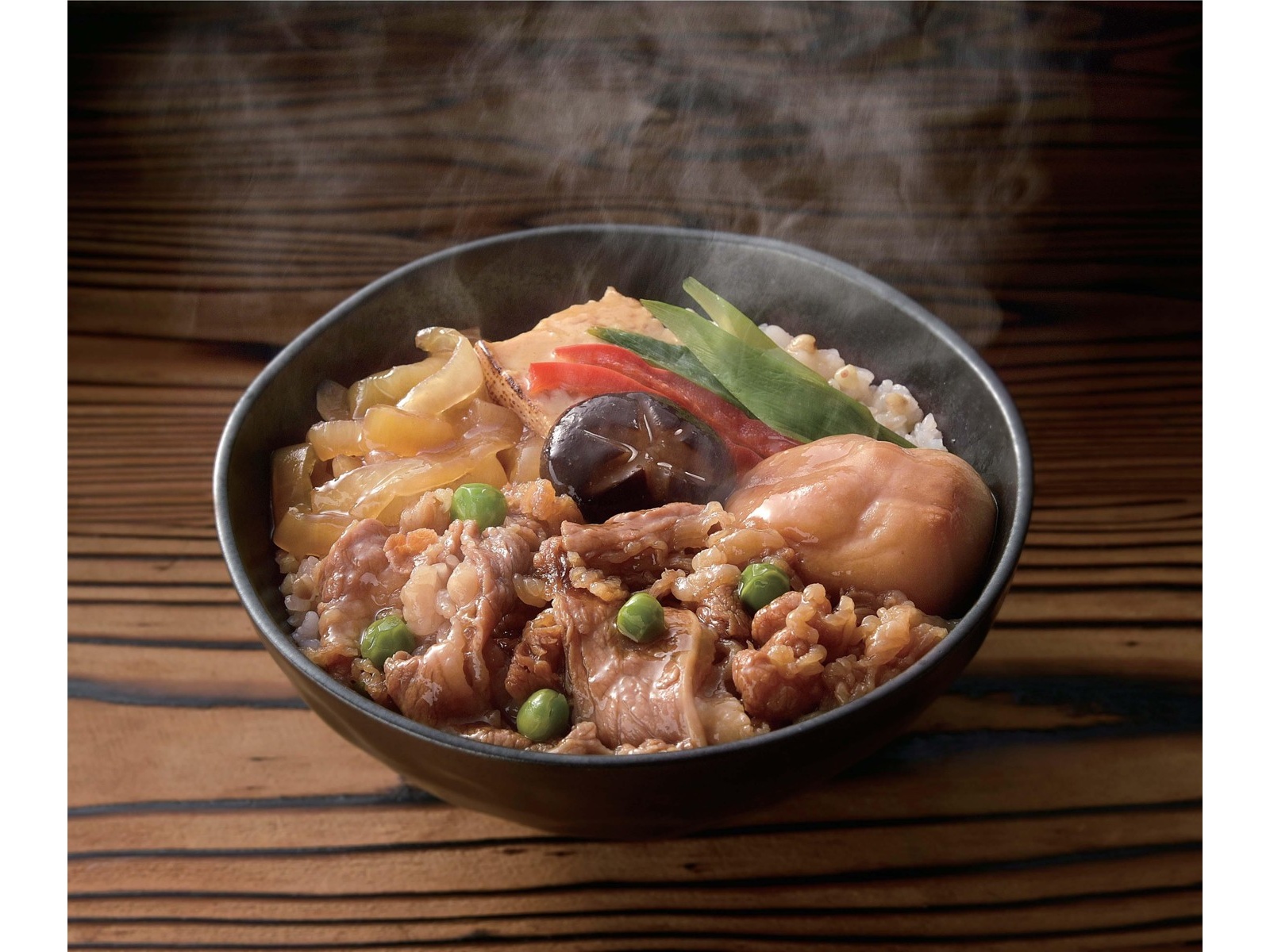 わらびの里 九条ねぎを使用したすき焼き丼 330g| コープこうべネット わらびの里 九条ねぎを使用したすき焼き丼 330g| コープこうべネット