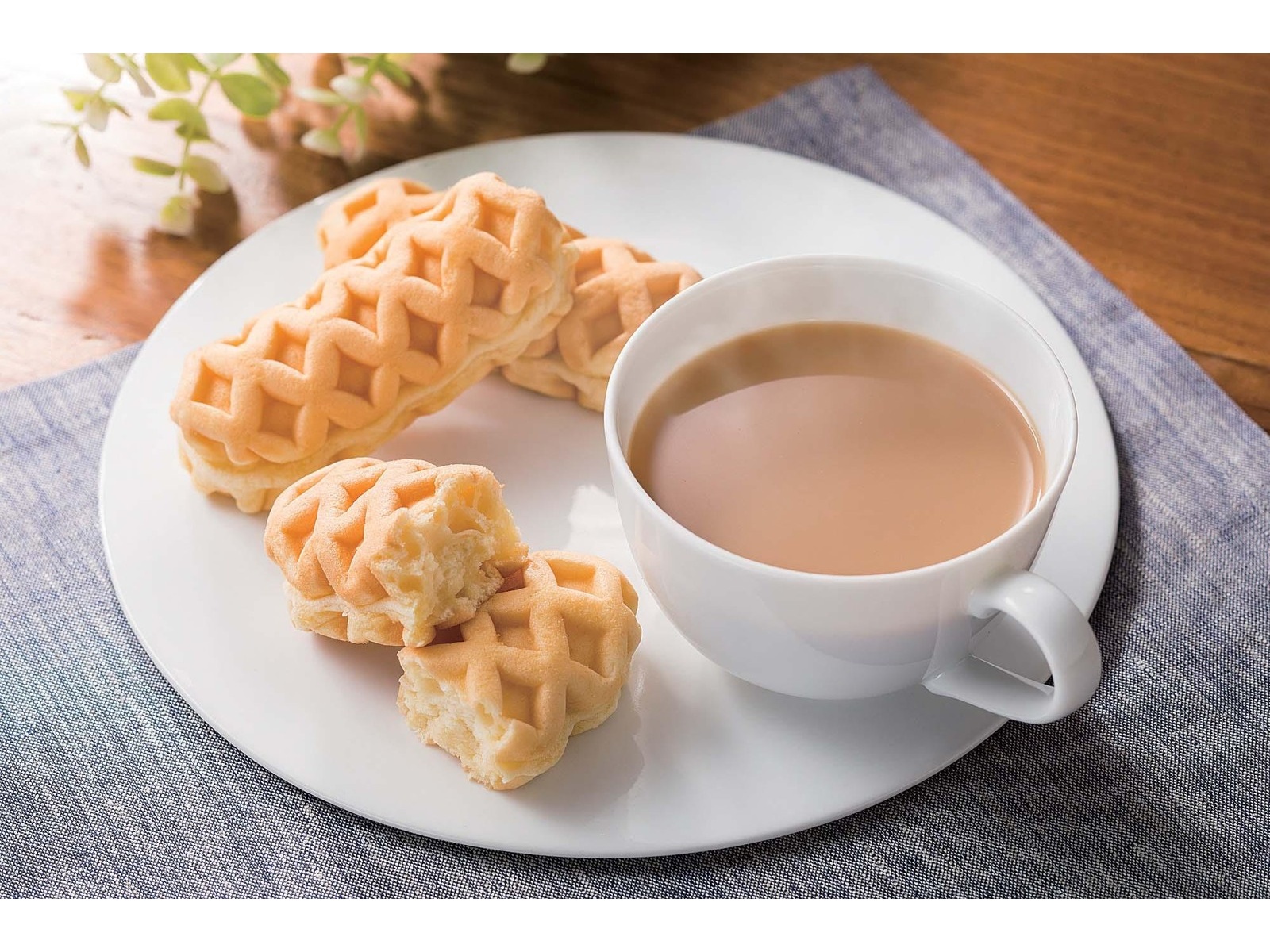 CO・OP ミニワッフルドッグ（プレーン） 6本入(210g)| コープ