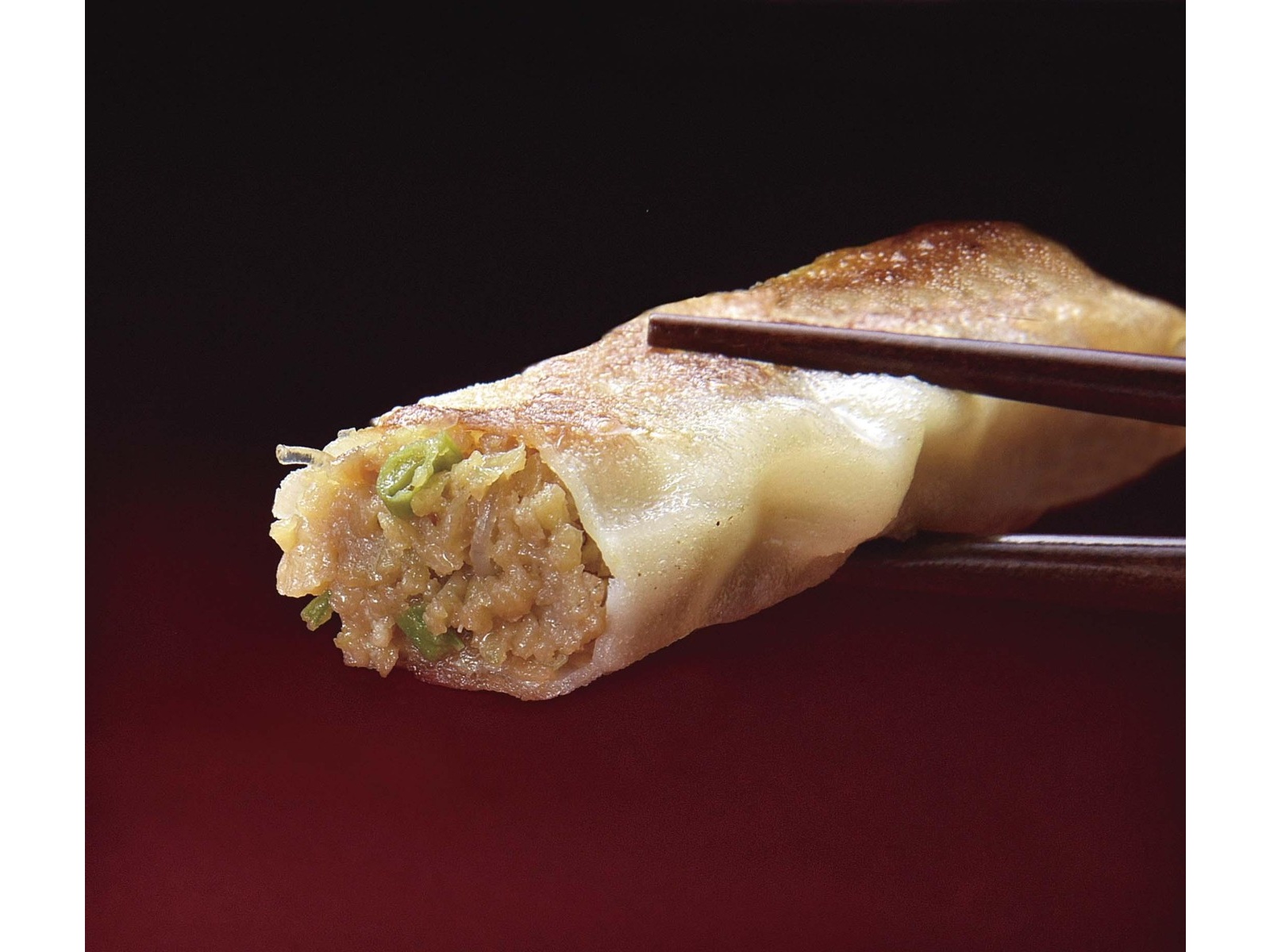 紅虎餃子房 棒餃子 8本入（224g）| コープこうべネット