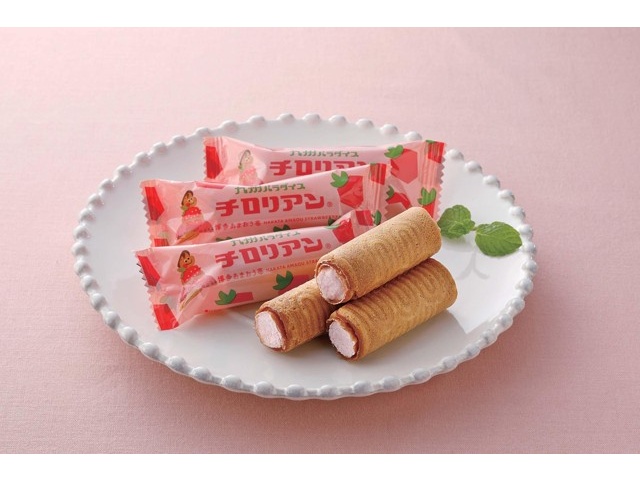 福岡「千鳥屋」 チロリアンショート(博多あまおう苺) 1袋(8本 福岡「千鳥屋」 チロリアンショート(博多あまおう苺) 1袋(8本